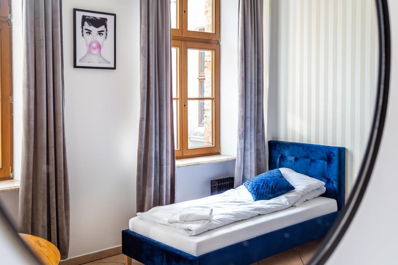 Palac Jablonowo Bed and Breakfast Ujście Exteriör bild