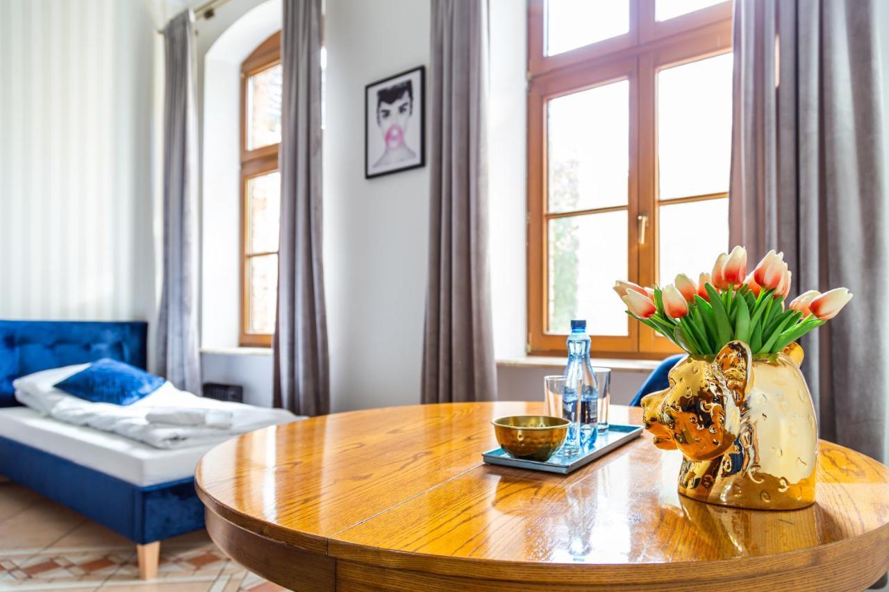 Palac Jablonowo Bed and Breakfast Ujście Exteriör bild
