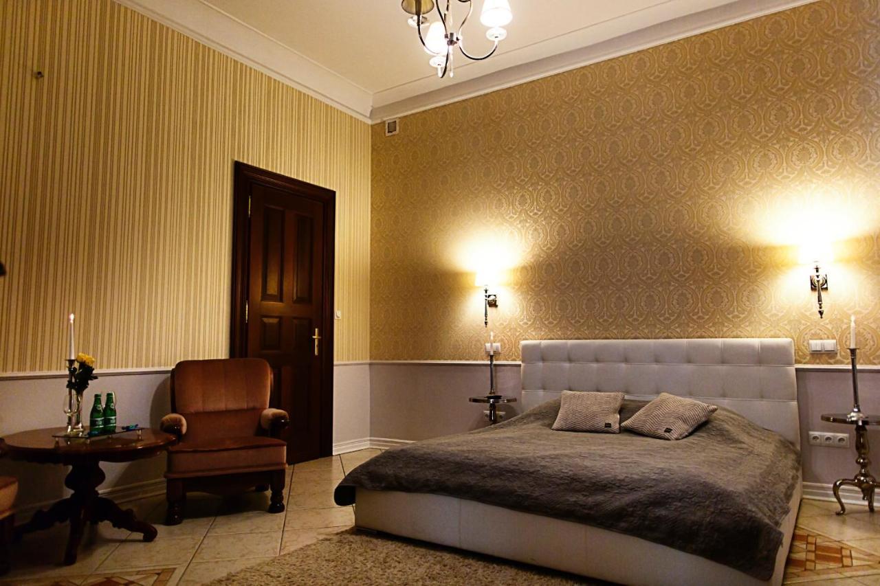 Palac Jablonowo Bed and Breakfast Ujście Exteriör bild