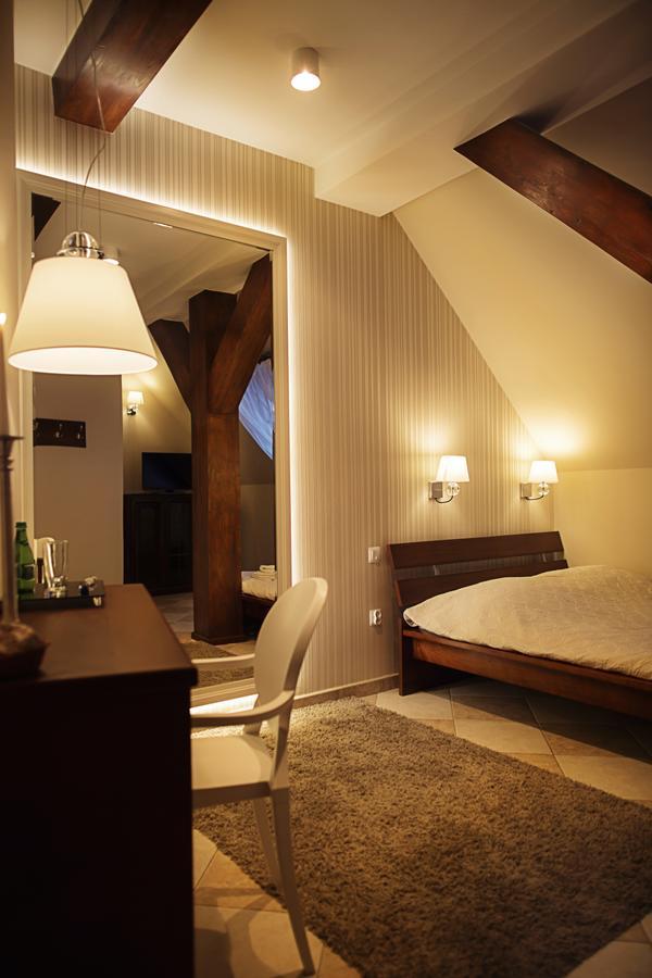Palac Jablonowo Bed and Breakfast Ujście Exteriör bild